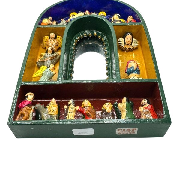 Handcrafted Peruvian Nativity Scene Wall Mirror Decor - Picture 10 of 11